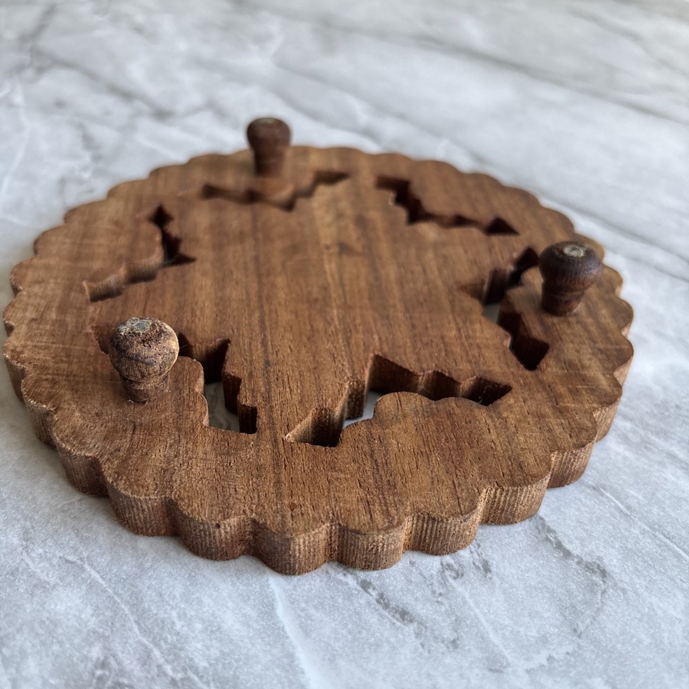 Vintage Hand Carved Wooden Footed Trivet India Boho Floral Plant Stand Riser - Picture 3 of 5